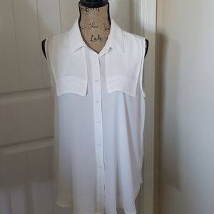 Worthington Sleeveless Button Top